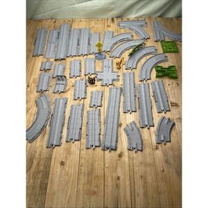 Chuggington Plastic Train Track Lot Learning Curve 2011 Ludorum Rails Gray